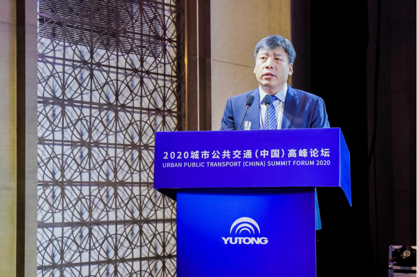 宇通客车国内营销总监孙希顺致辞