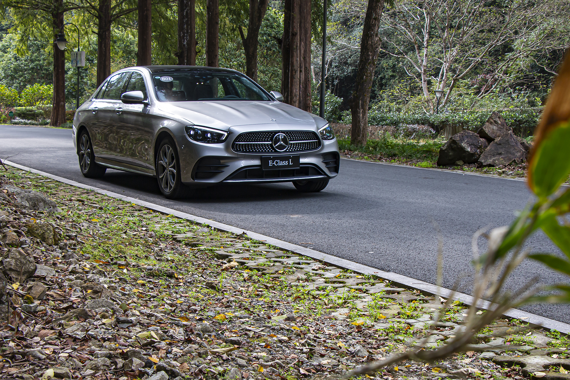 科技测测看丨中期改款的奔驰e级,level up的数字豪华