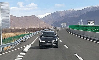 高原上的腾势500:为什么电动车的正向研发如此重要?